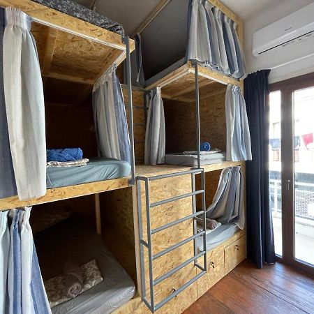 Bee Hostel Paphos מראה חיצוני תמונה