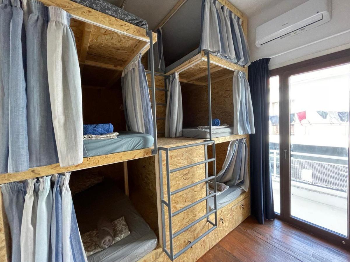Bee Hostel Paphos מראה חיצוני תמונה