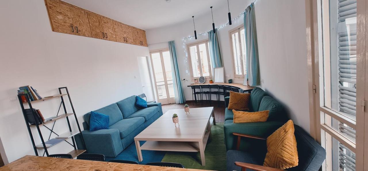 Bee Hostel Paphos מראה חיצוני תמונה