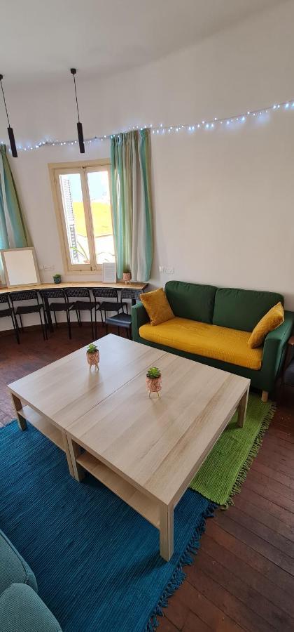 Bee Hostel Paphos מראה חיצוני תמונה