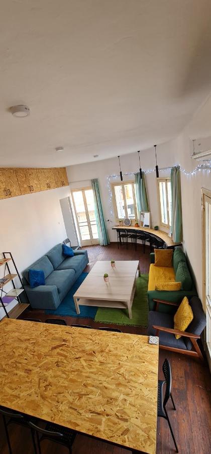 Bee Hostel Paphos מראה חיצוני תמונה