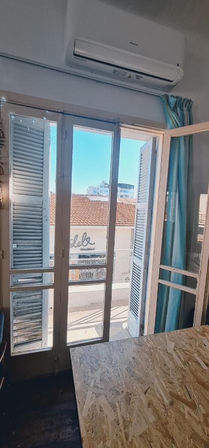 Bee Hostel Paphos מראה חיצוני תמונה